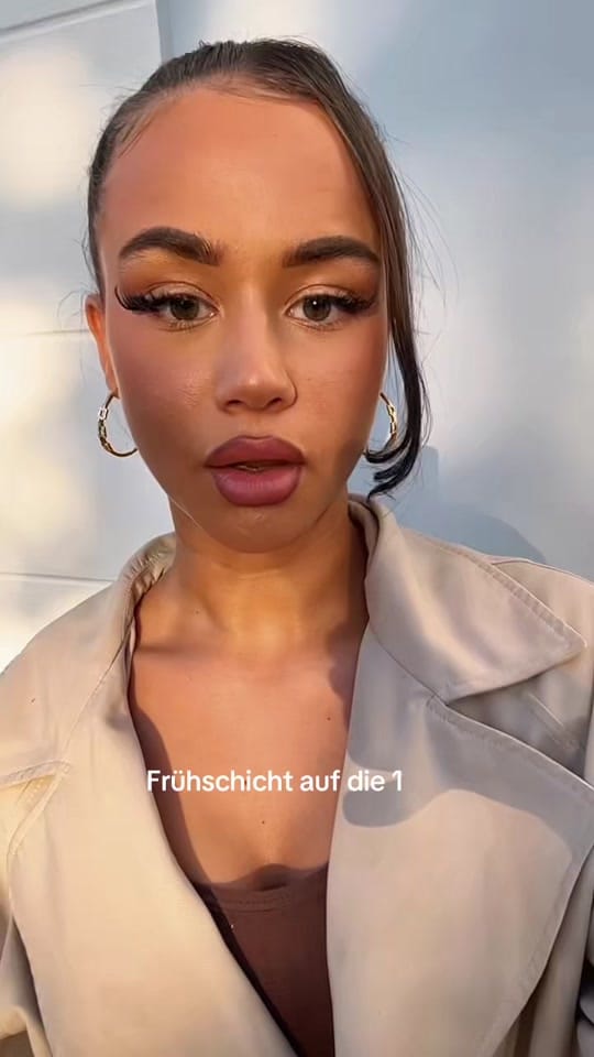 Post 10 by stella yamila Inayah on TikTok (video)