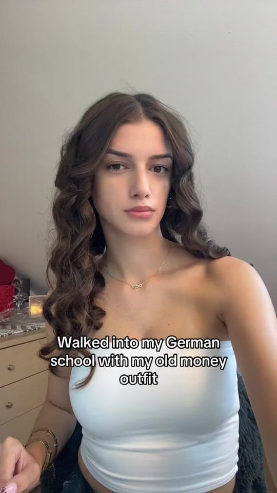 Post 9 by ersa on TikTok (video)