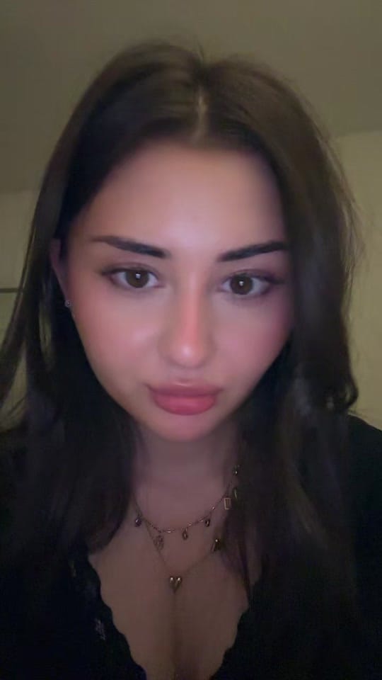 Post 8 by Anna💫 on TikTok (video)