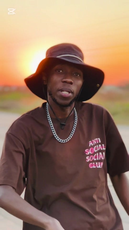 Post 1 by James jr nvela Fela on TikTok (video)