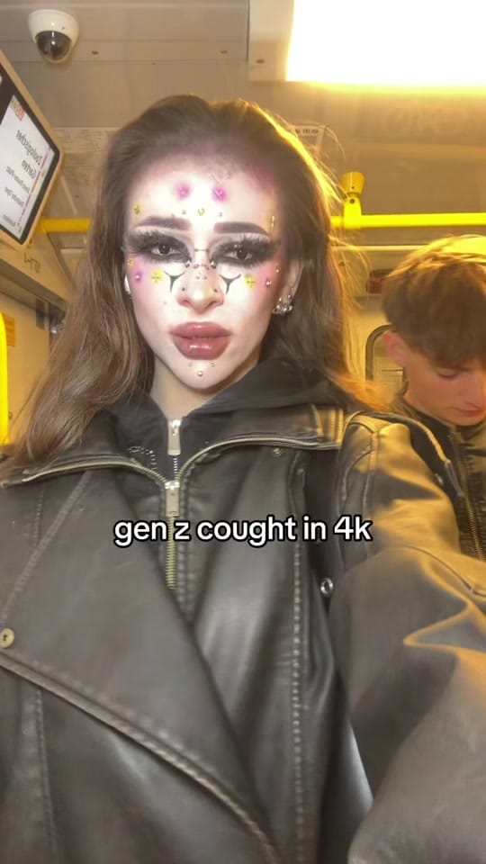 Post 4 by gender.bender on TikTok (video)