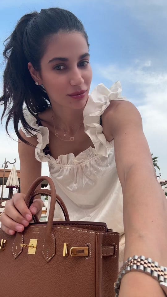 Post 7 by Sophie on TikTok (video)