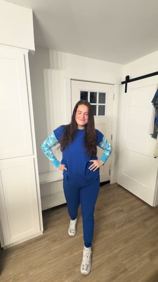 Post 10 by Katie Cook on TikTok (video)
