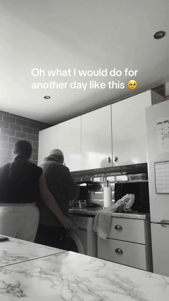 Post 5 by Claire Ferguson on TikTok (video)