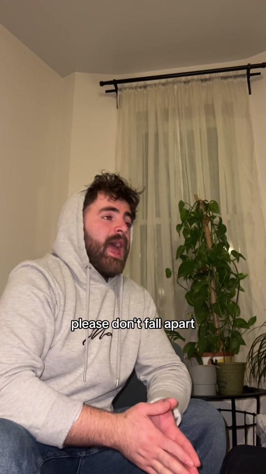 Post 9 by KIMI on TikTok (video)