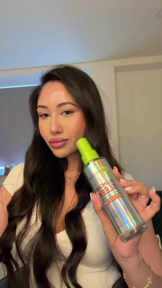 Post 4 by resh.skin on TikTok (video)