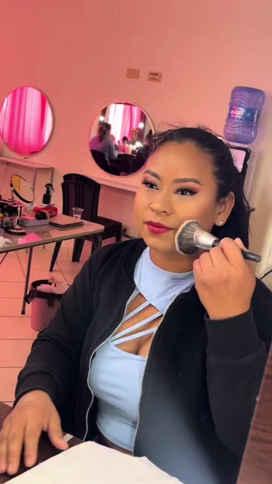 Post 7 by MakeupMiranda17🦋 on TikTok (video)