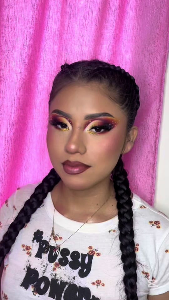 Post 5 by MakeupMiranda17🦋 on TikTok (video)