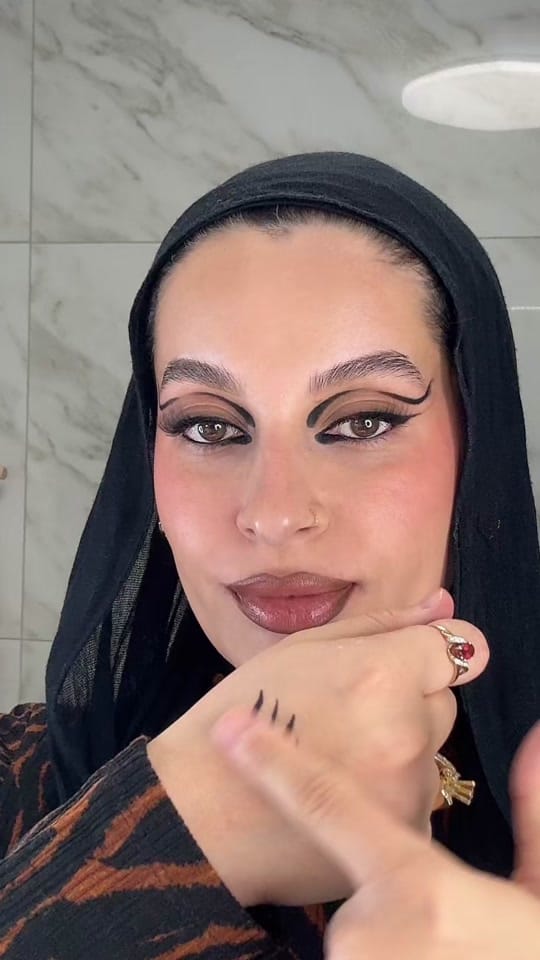 Post 10 by ZUHAL | MAKEUP on TikTok (video)