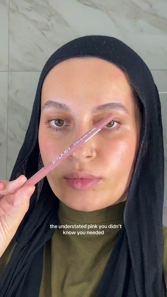 Post 6 by ZUHAL | MAKEUP on TikTok (video)