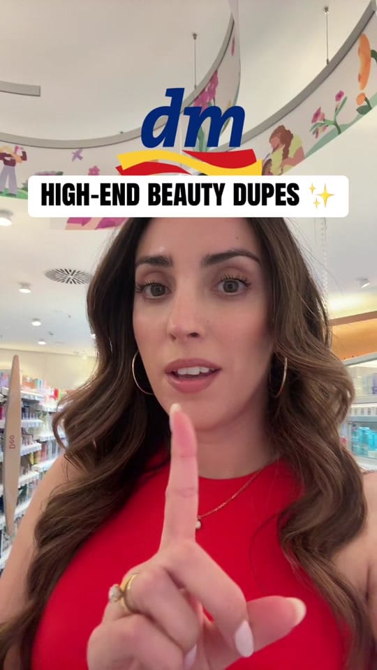 Post 1 by Diana Verry on TikTok (video)