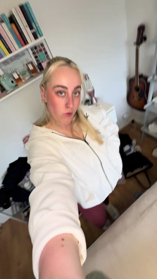 Post 4 by Dana on TikTok (video)