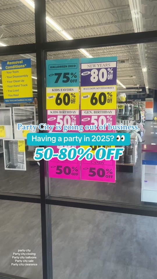 Post 10 by Shea’s Bouquets on TikTok (video)
