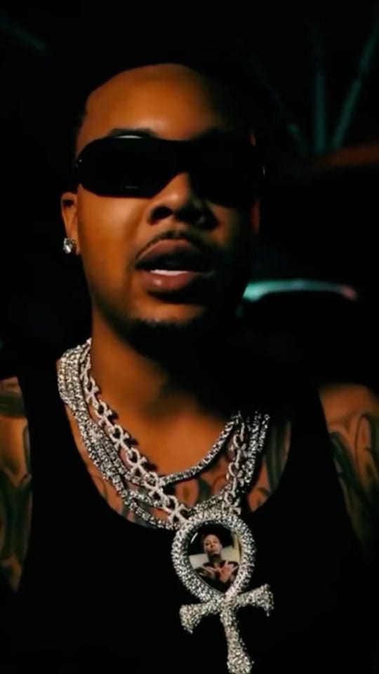 Post 3 by Chicago Lyrics on TikTok (video)