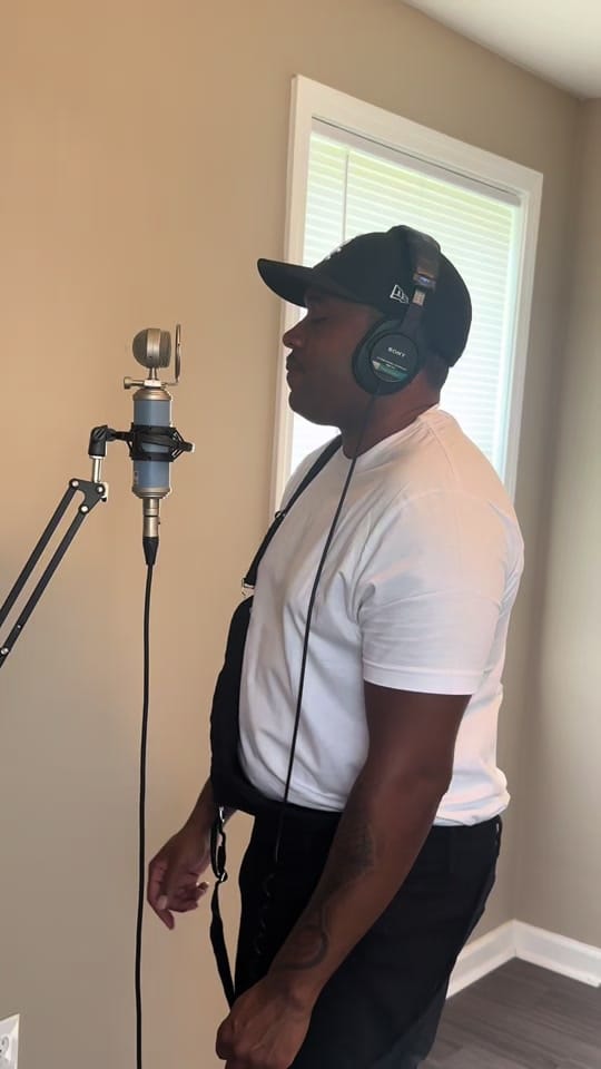 Post 6 by Cardaniel 🎤🎶 on TikTok (video)