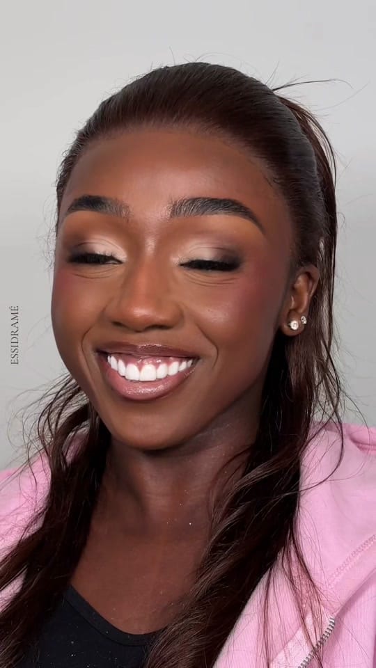 Post 6 by Essi Dramé | MUA IN GERMANY on TikTok (video)