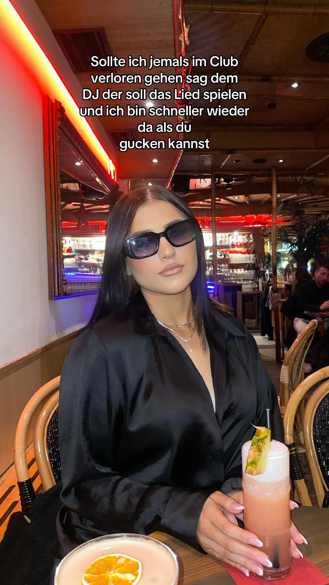 Post 6 by Alina on TikTok (video)