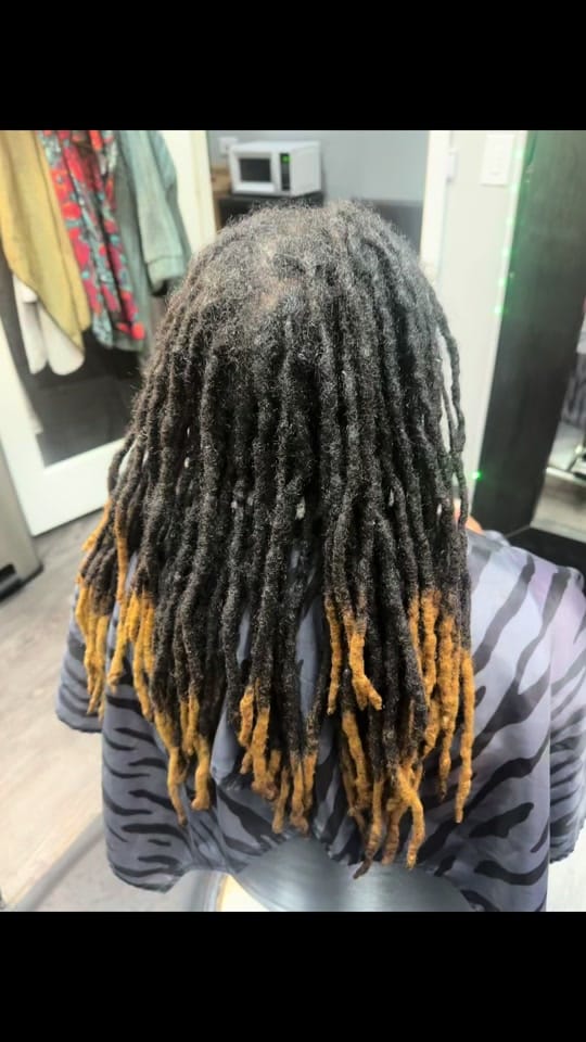 Post 8 by BriLocsChicago on TikTok (video)