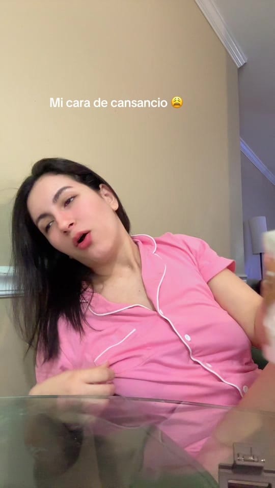 Post 8 by roxanakafati on TikTok (video)