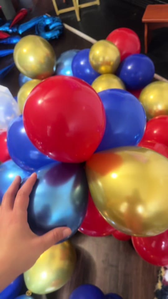 Post 1 by roxanakafati on TikTok (video)