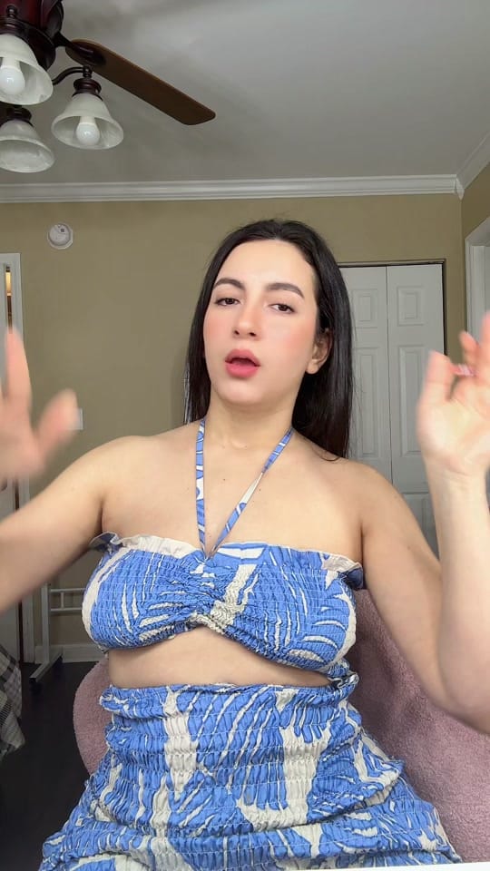 Post 9 by roxanakafati on TikTok (video)