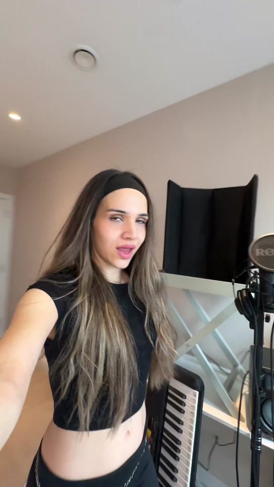 Post 9 by LYDIA on TikTok (video)