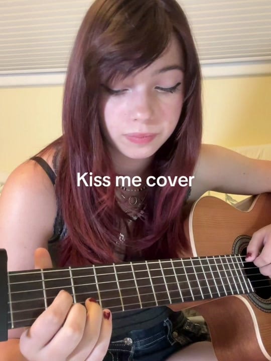 Post 6 by Anika Packwood on TikTok (video)