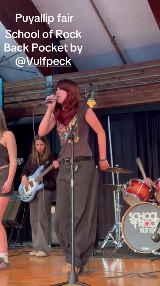Post 3 by Anika Packwood on TikTok (video)
