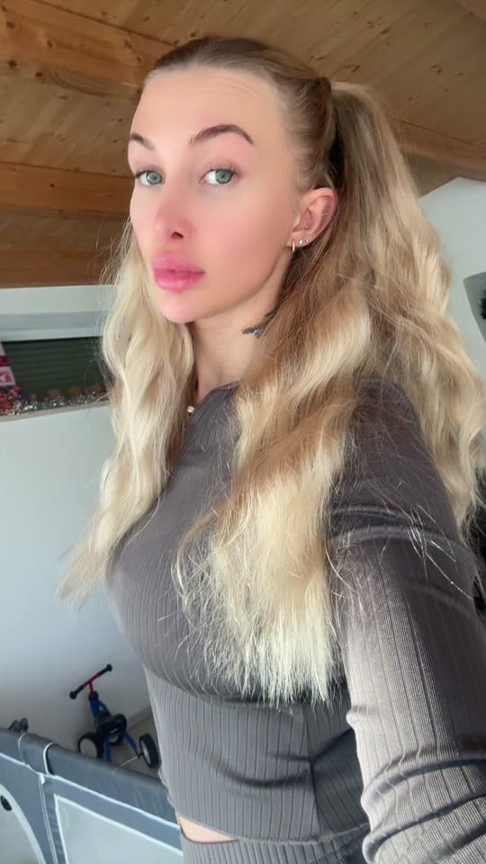 Post 2 by selolamour_ on TikTok (video)