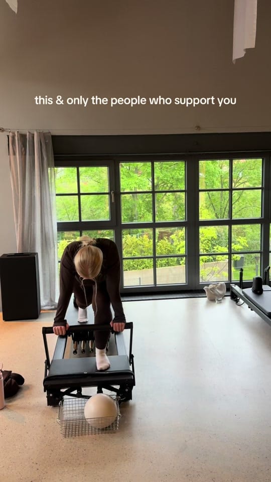 Post 5 by annaaantoniia on TikTok (video)
