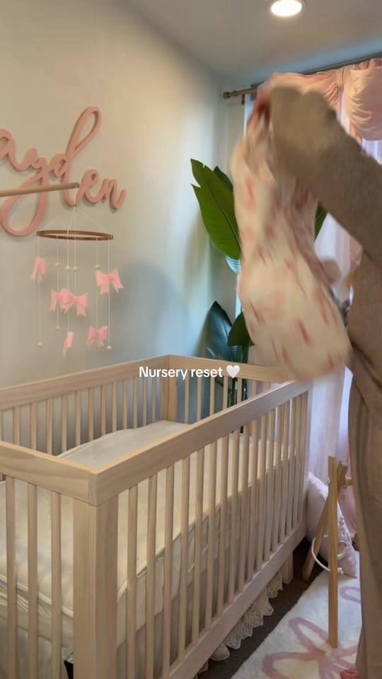 Post 8 by Jess Engstrom on TikTok (video)