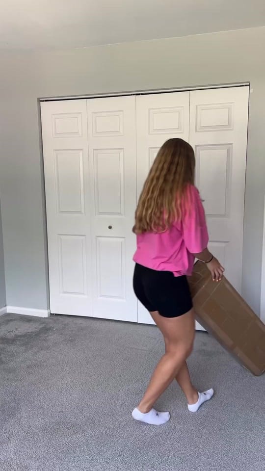 Post 10 by Evelinakozyra on TikTok (video)