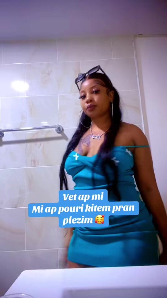 Post 7 by berlinelarebelle01 on TikTok (video)