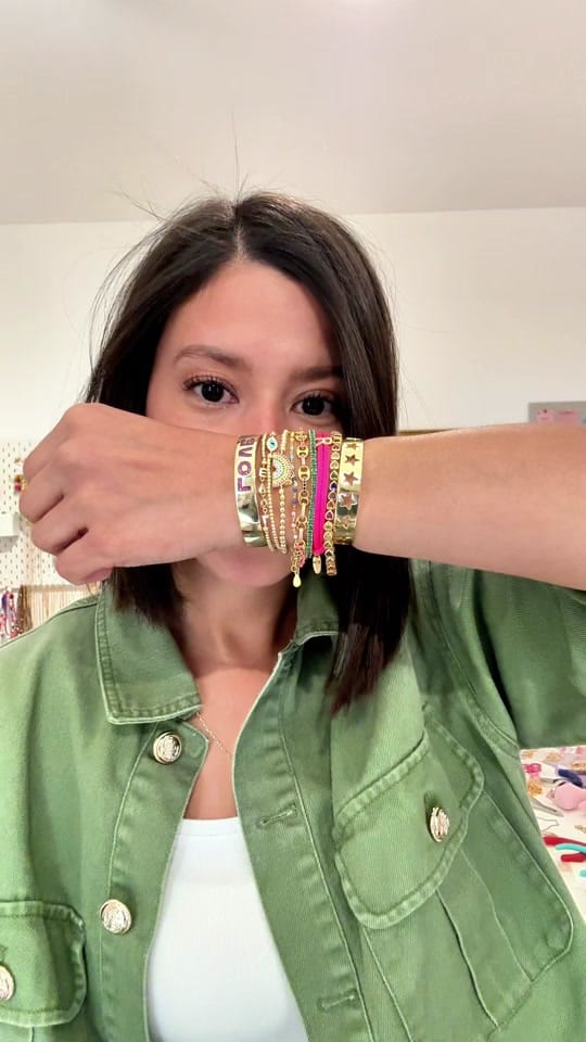 Post 4 by Hanavenezia on TikTok (video)