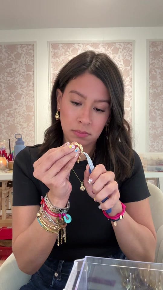 Post 8 by Hanavenezia on TikTok (video)
