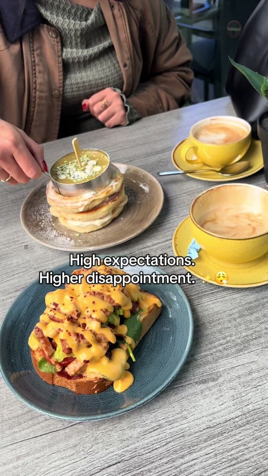 Post 1 by Nicole Zrk on TikTok (video)