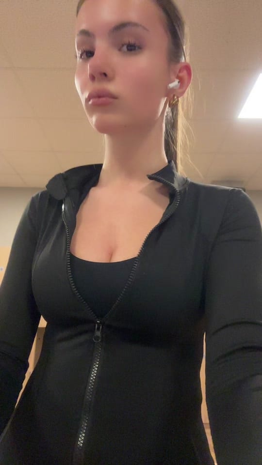 Post 2 by laila on TikTok (video)