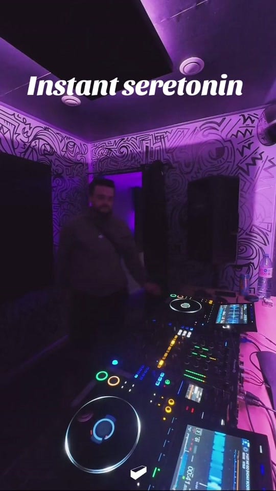 Post 7 by XK (UK) on TikTok (video)