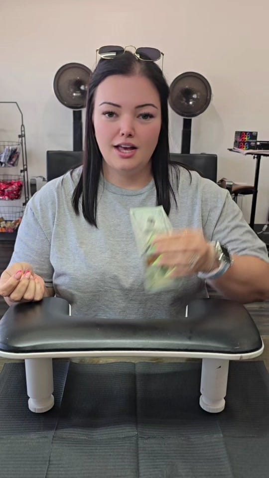Post 7 by Paige Nailed It // 💅🏽 on TikTok (video)