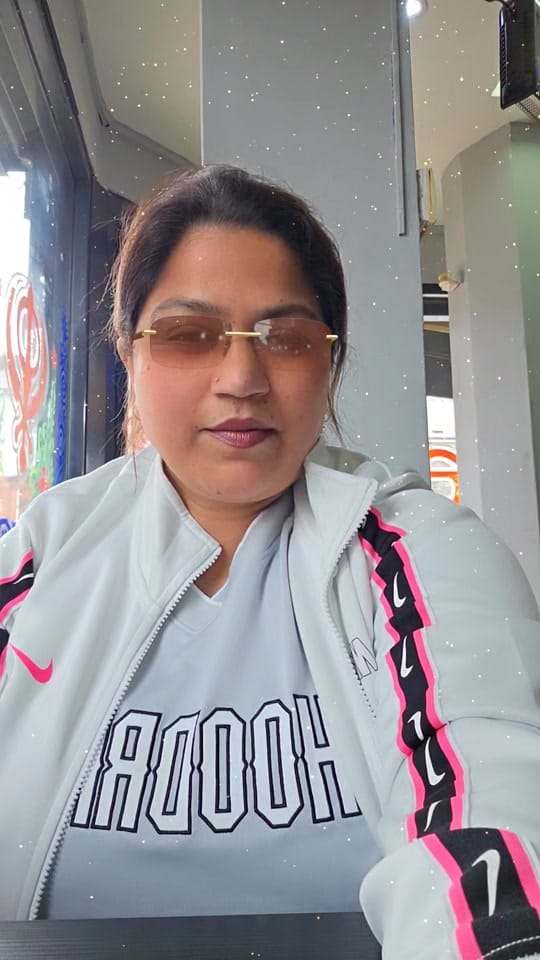 Post 5 by jaswinder jassi uk on TikTok (video)