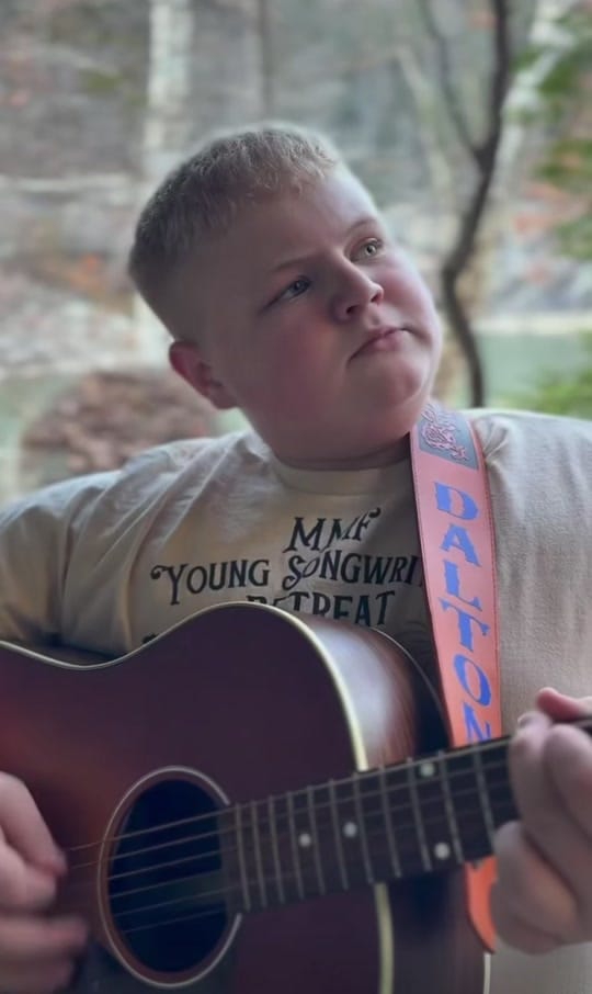 Post 8 by Dalton Dailey fan page on TikTok (video)