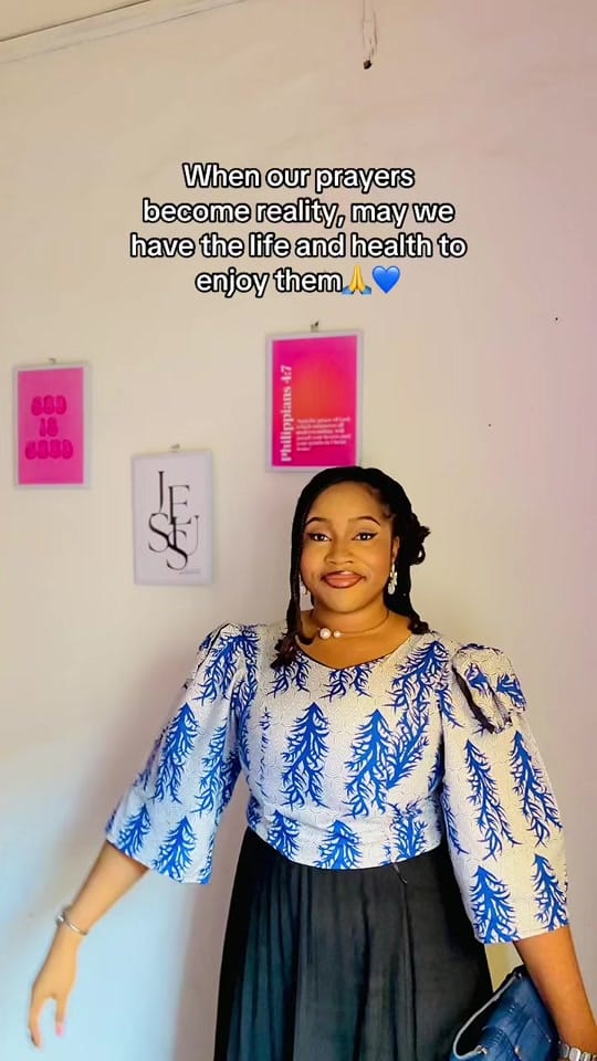 Post 5 by Chel💖 on TikTok (video)