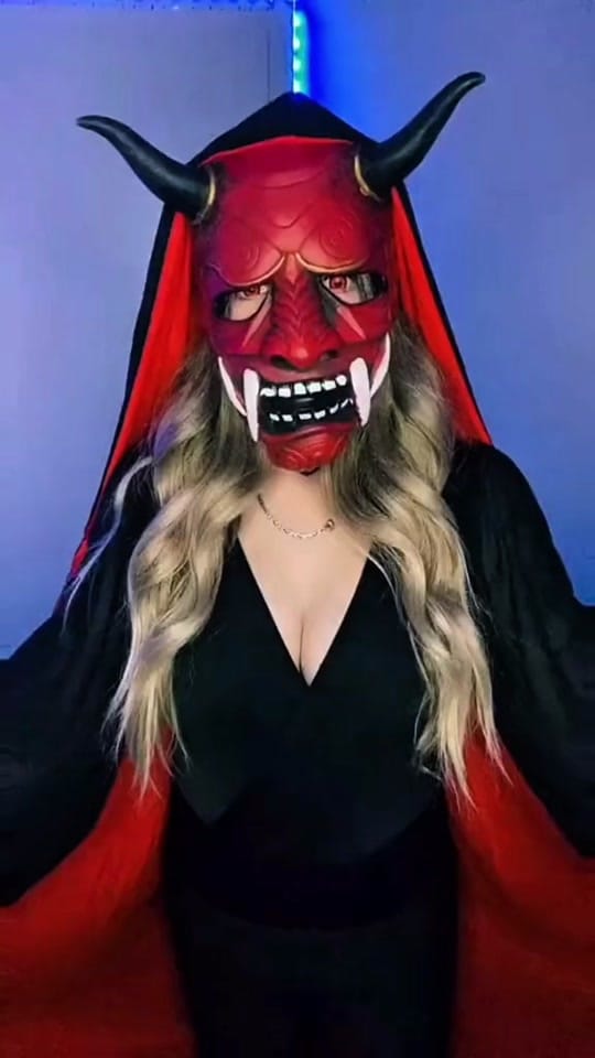 Post 6 by uniquequeen on TikTok (video)