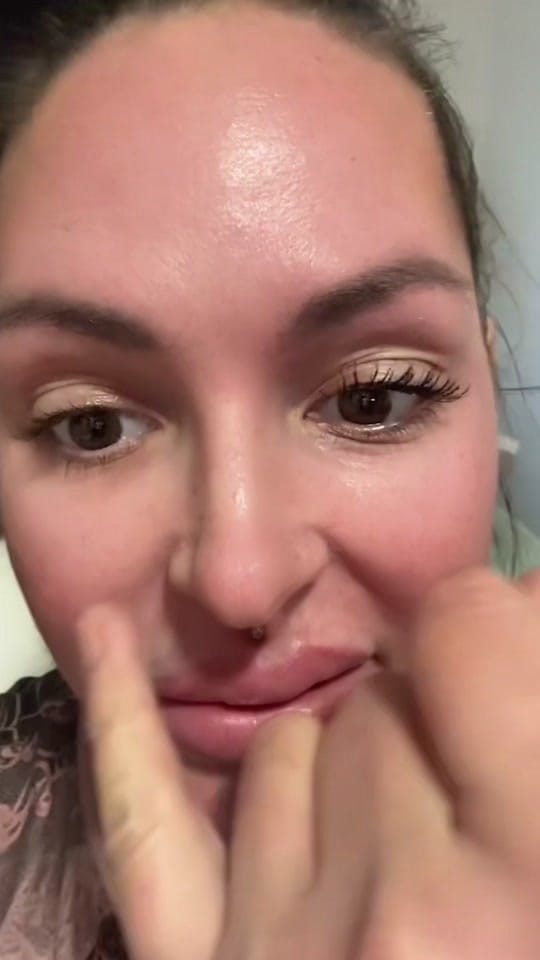 Post 3 by uniquequeen on TikTok (video)