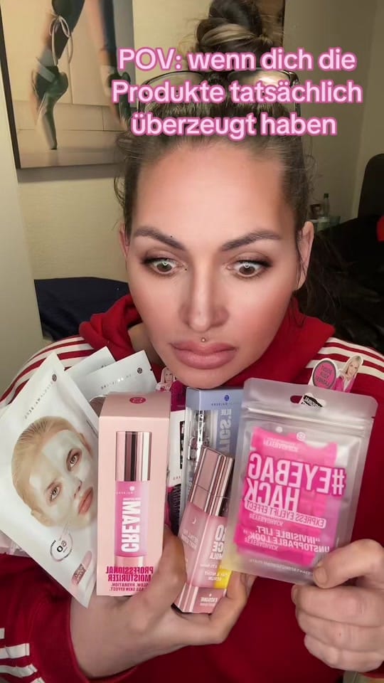 Post 4 by uniquequeen on TikTok (video)