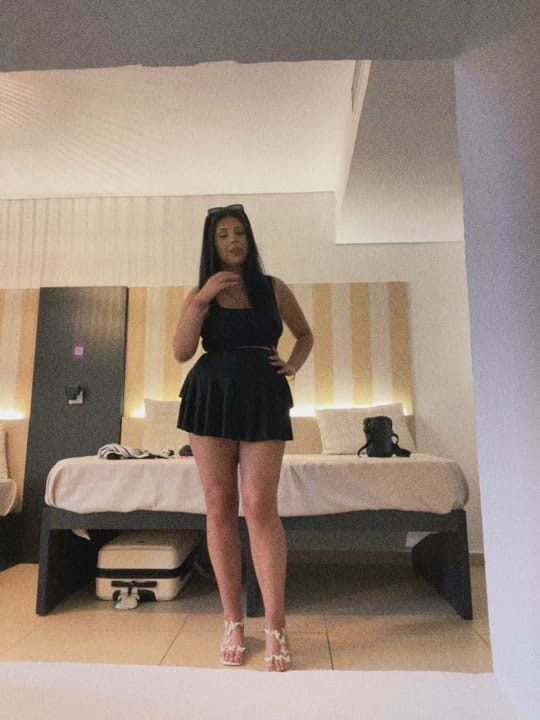 Post 6 by simoneonslow on TikTok (video)