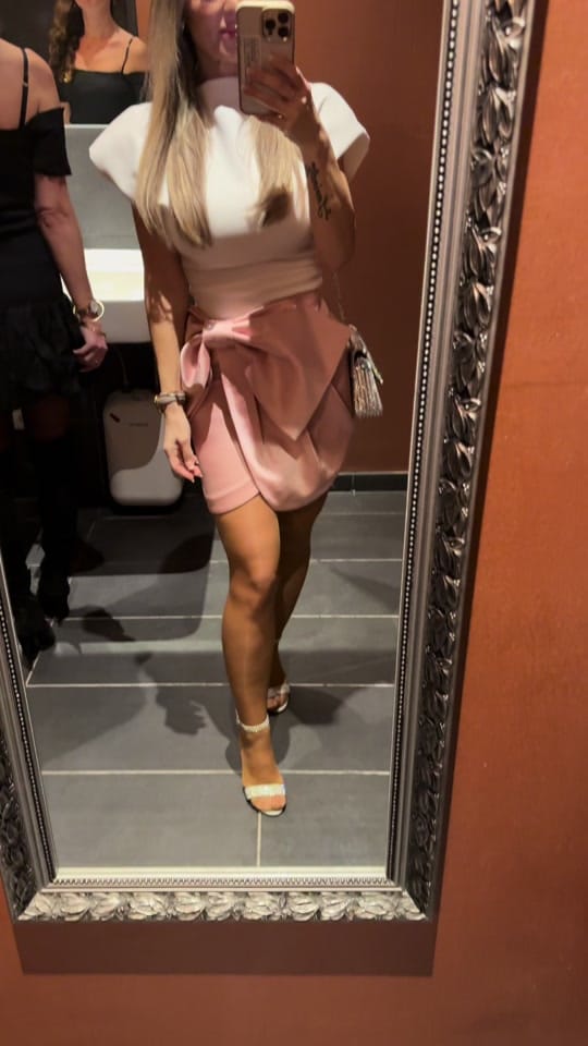 Post 1 by Rrezebeauty on TikTok (video)