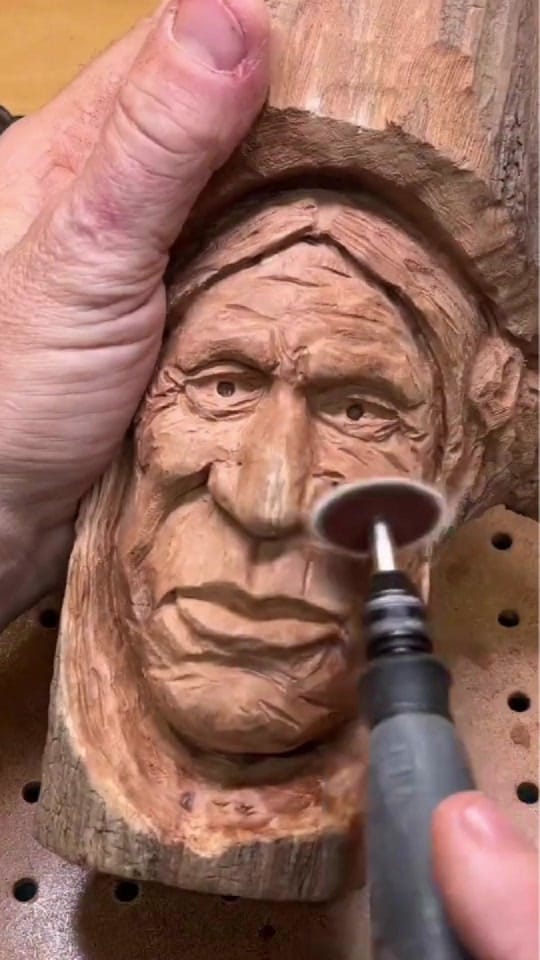 Post 9 by Wood Carving Art on TikTok (video)