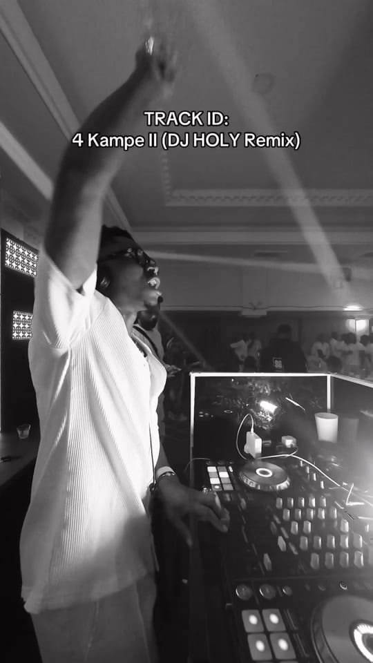 Post 1 by DJ HOLY | UK Afrobeats DJ on TikTok (video)