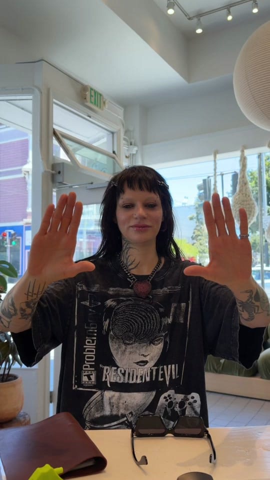 Post 4 by Sev on TikTok (video)